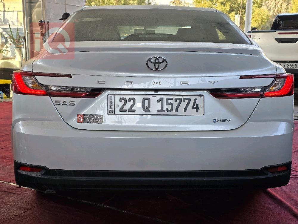 تۆیۆتا کامری